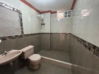 Foto 13 de SE VENDE CASA RENTERA SECTOR SAN ANTONIO MITAD DEL MUNDO