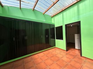 Foto 20 de SE VENDE CASA RENTERA SECTOR SAN ANTONIO MITAD DEL MUNDO