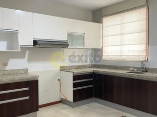 Foto 2 de ALQUILER DE CASA EN LA URB. SAN EDUARDO -PIURA