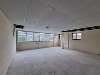 Foto 8 de Alquilo 20 oficinas con Baño Privado para Empresas, Centros Médicos o Educativos
