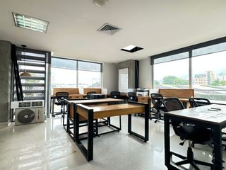 Foto 1 de Adquiere Oficina Central Mayorista de Antioquia