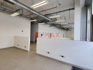Foto 6 de Alquilo Local Comercial En Primer Piso En Av. Arequipa