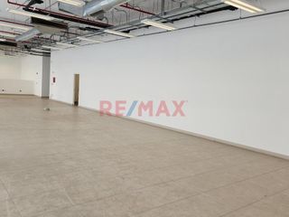 Foto 9 de Alquilo Local Comercial En Primer Piso En Av. Arequipa
