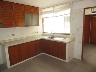 Foto 3 de DUPLEX 256 M2, CHACARILLA DEL ESTANQUE, $ 285,000
