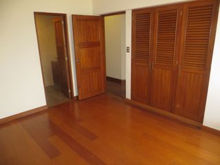 Foto 12 de DUPLEX 256 M2, CHACARILLA DEL ESTANQUE, $ 285,000