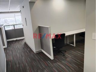 Foto 6 de Alquiler De Oficina De 207 Mt Implementada