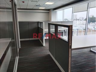 Foto 10 de Alquiler De Oficina De 207 Mt Implementada