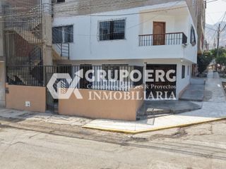 Foto 1 de Alquiler Local comercial en Comas - Zona Comercial
