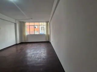 Foto 3 de EN VENTA – Departamento u Oficina en Breña
