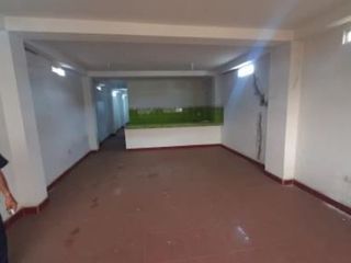 Foto 8 de Venta de casa con local comercial - Jipijapa