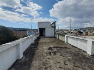 Foto 9 de Venta de casa con local comercial - Jipijapa