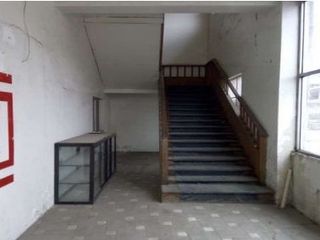 Foto 4 de Venta de oficinas y Bodegas – Cuenca