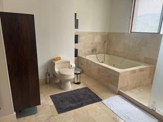 Foto 23 de Venta-Espectacular Apartamento en Poblado - Las Lomas No. 2, Medellín