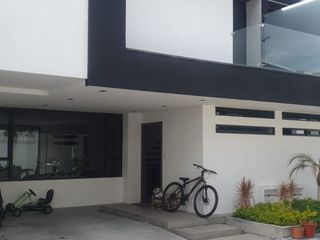 Foto 1 de CASA  DE  VENTA  ARMENIA