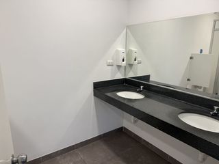 Foto 8 de Excelente Oficina en Alquiler Amoblada en Magdalena