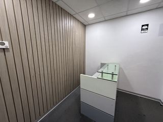 Foto 12 de Excelente Oficina en Alquiler Amoblada en Magdalena