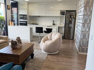 Foto 4 de Arriendo Apartamento Amoblado en Castropol - Renta Flexible Mínimo 3 Meses