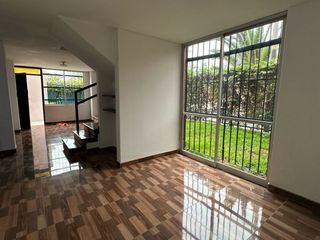 Foto 7 de CASA DE DOS PLANTAS, SAN BORJA