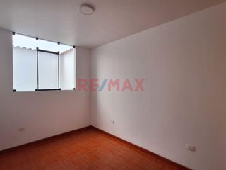 Foto 4 de Edificio En Venta Calle Huascar Con Av. Los Incas 681.87 M2