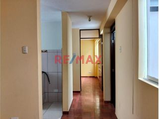 Foto 6 de Venta de Departamento 4to Piso en San Juan de Miraflores