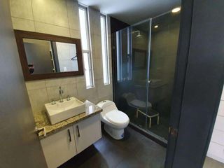 Foto 4 de Renta Quito Tenis suite más estudio  con balcón de 2 habitaciones Pet friendly