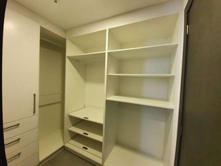 Foto 8 de Renta Quito Tenis suite más estudio  con balcón de 2 habitaciones Pet friendly