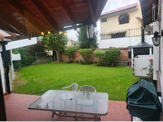 Foto 1 de VENTA O RENTA EN MIRAVALLE 2