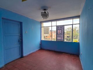 Foto 2 de ¡Tu Nuevo Hogar en el Rímac – Vista al Parque y Precio de Ocasión!