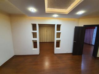 Foto 8 de CASA RENTERA DE VENTA CONOCOTO CON CASA DEPARTAMENTO Y LOCALES COMERCIALES
