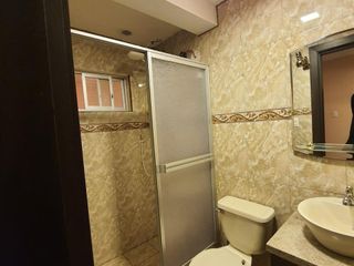 Foto 9 de CASA RENTERA DE VENTA CONOCOTO CON CASA DEPARTAMENTO Y LOCALES COMERCIALES