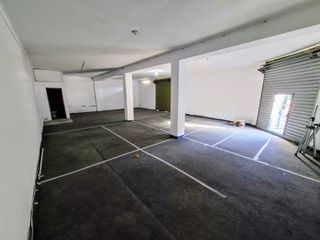 Foto 2 de CASA EN VENTA EN ESQUIN, URB. JORGE CHAVEZ CALLAO, CERCA DE LA AV. TOMAS VALLE Y PACASMAYO
