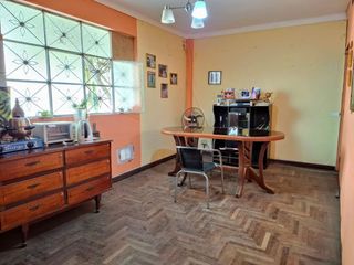 Foto 6 de CASA EN VENTA EN ESQUIN, URB. JORGE CHAVEZ CALLAO, CERCA DE LA AV. TOMAS VALLE Y PACASMAYO
