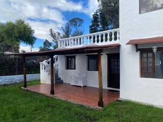 Foto 2 de Casa en venta sector Hacienda Santa Clara Sangolquí.