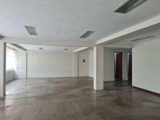 Foto 6 de Alquiler de Edificio 4 pisos en Chimbote