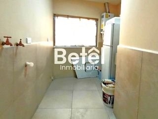 Foto 9 de Casa Comercial Remodelada Calle Sangurima