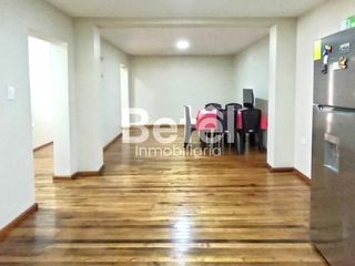 Foto 40 de Casa Comercial Remodelada Calle Sangurima