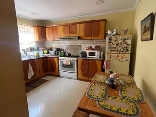 Foto 5 de CASA DE VENTA, Sector Narancay C1480