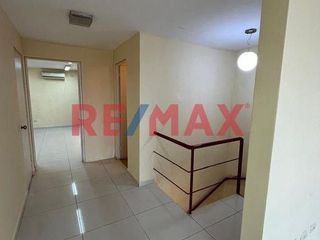 Foto 12 de ¡Alquiler De Oficina Dúplex En Excelente Ubicación!