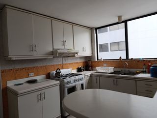 Foto 8 de DEPARTAMENTO DE VENTA EN AVENIDA GONZALEZ SUAREZ