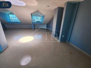 Foto 17 de Rento casa con 5 dormitorios, sector Monteserrín, Norte de Quito
