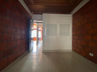Foto 9 de VENDO CASA EN EL CONJUNTO BRISAS DE GIRARDOT - CUNDINAMARCA