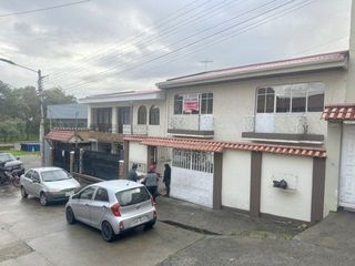 Foto 1 de Casa en venta, rentera y residencial, de tres departamentos, sector Otorongo