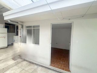 Foto 10 de Casa en venta, rentera y residencial, de tres departamentos, sector Otorongo