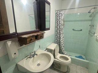 Foto 21 de Casa en venta, rentera y residencial, de tres departamentos, sector Otorongo