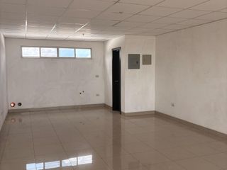 Foto 6 de Venta de oficinas sector comercial cerca de La Joya y Villa Club