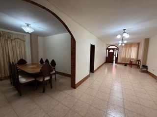 Foto 4 de Casa en Venta en Miraflores  de la ciudad de manta