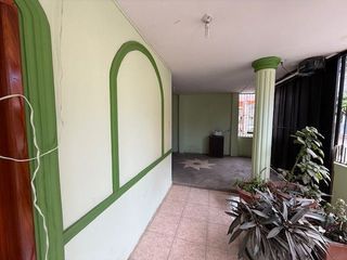Foto 11 de Casa en Venta en Miraflores  de la ciudad de manta