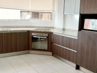 Foto 5 de Arriendo departamento 3 dormitorios, Jiménez de la Espada y González Suárez.