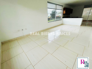 Foto 4 de VENDO CASA ESQUINERA UNIFAMILIAR CERCA AL CENTRO COMERCIAL VIVA