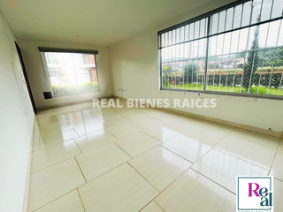 Foto 5 de VENDO CASA ESQUINERA UNIFAMILIAR CERCA AL CENTRO COMERCIAL VIVA